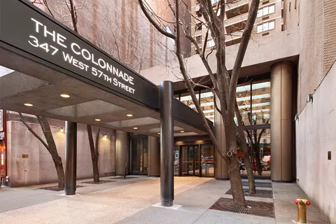 $2,695,000 | 347 West 57th Street, Unit 25AB | Hell's Kitchen