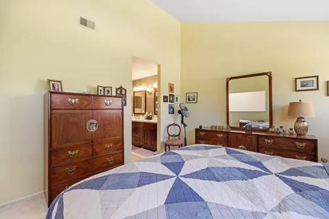 $879,000 | 8 Elf Owl Court, Novato, CA 94949