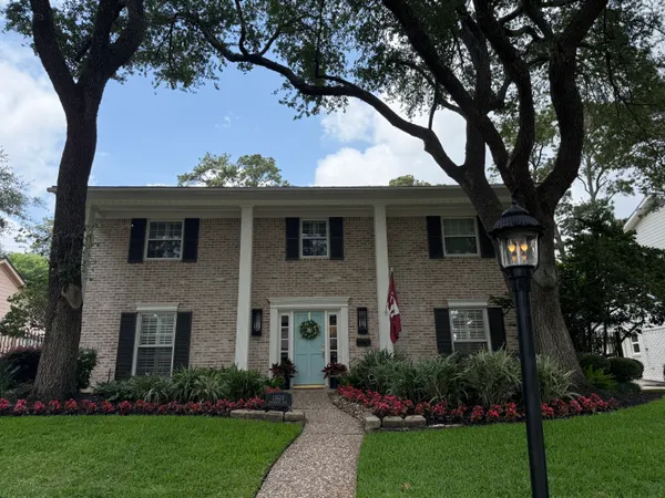 $1,275,000 | 13630 Queensbury Lane, Houston, TX 77079