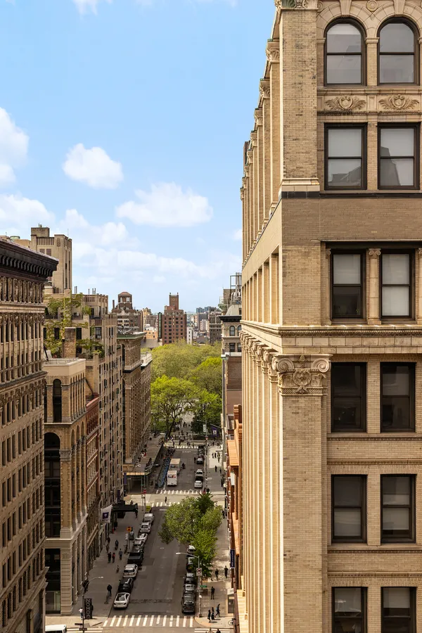 $2,055,000 | 718 Broadway, Unit 10A | NoHo