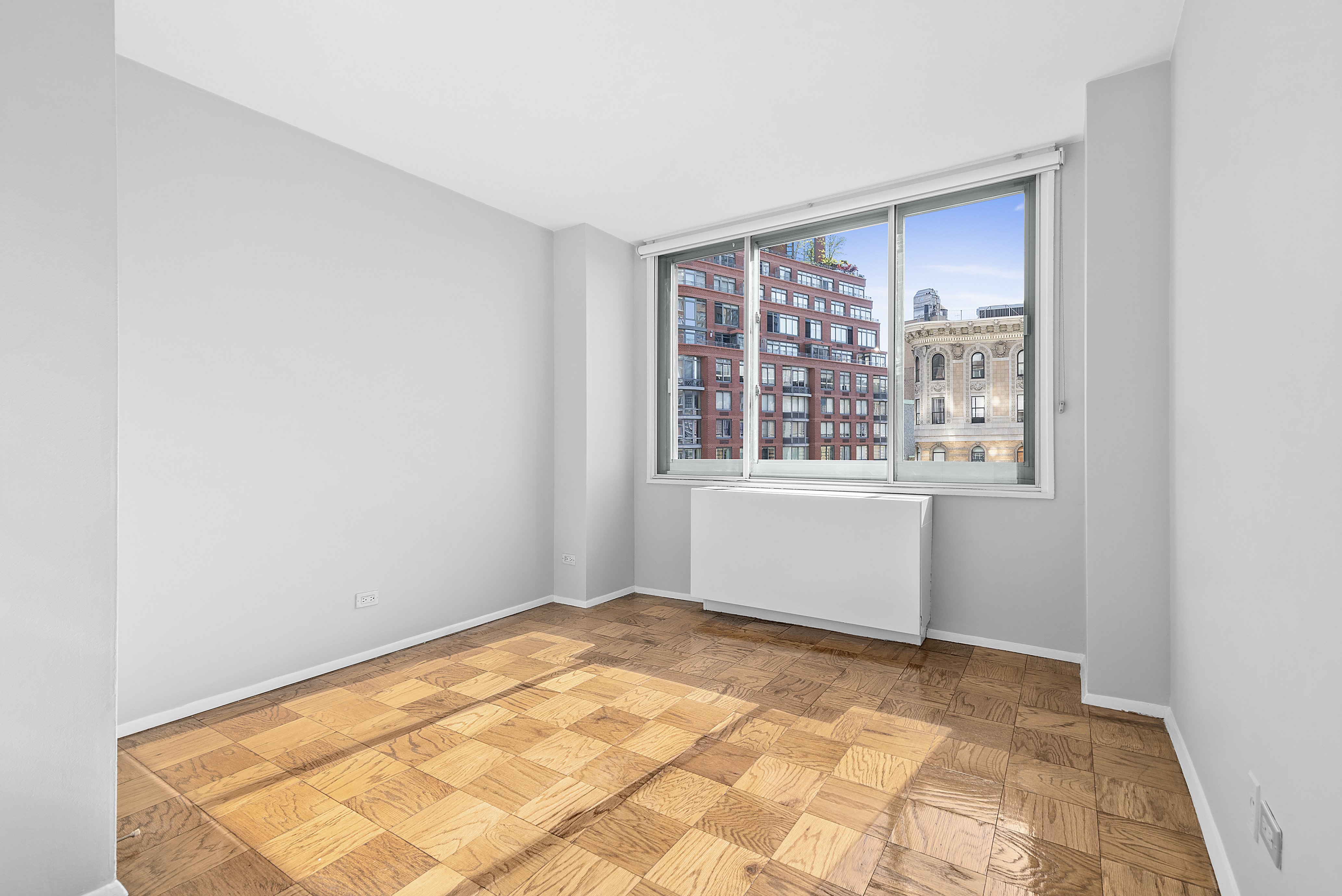2025 Broadway, Unit 14F Manhattan, NY 10023 - Photo 2 of 11