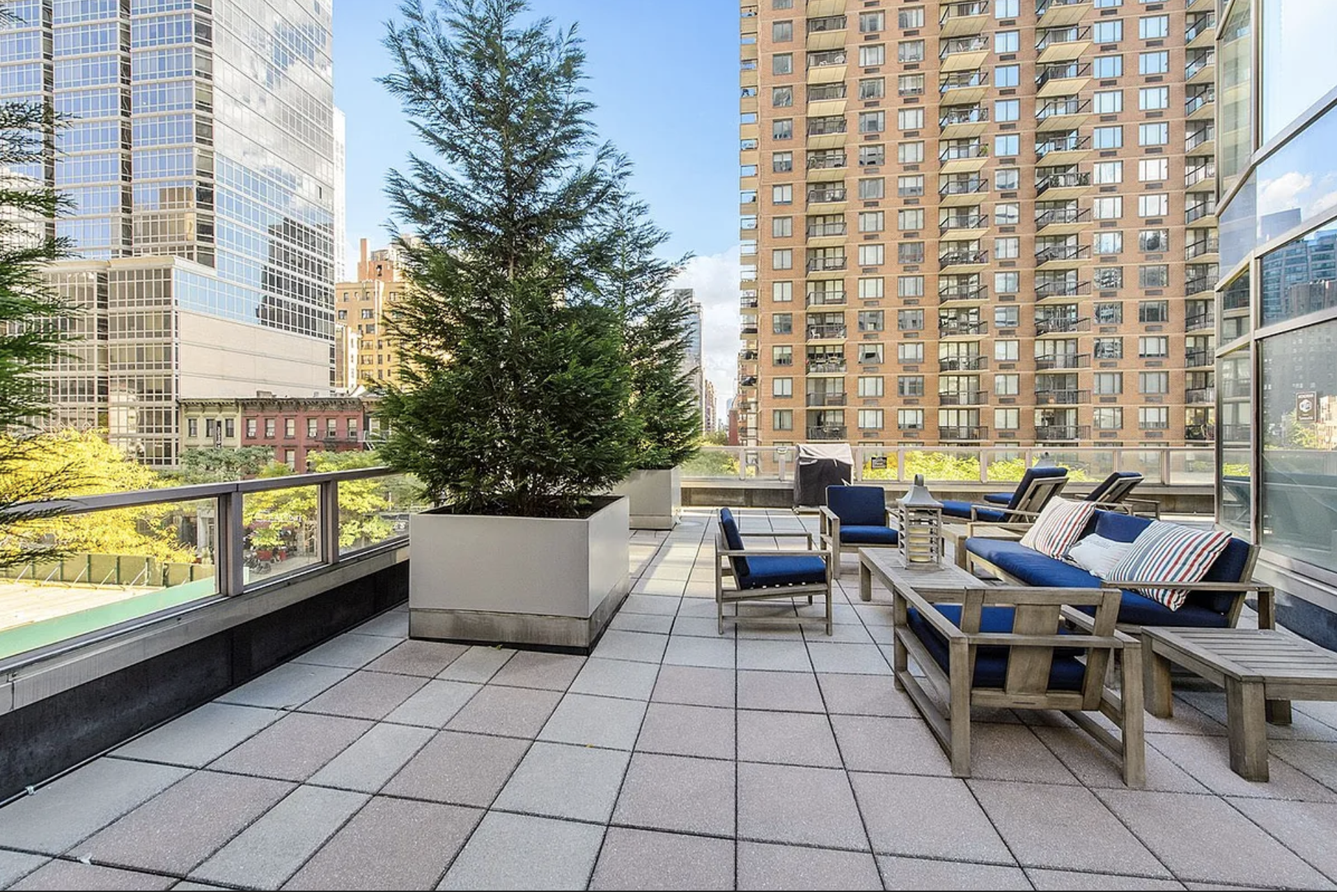 250 East 54th Street, Unit 35A Manhattan, NY 10022 - Photo 10 of 13 a view of an outdoor space with seating area
