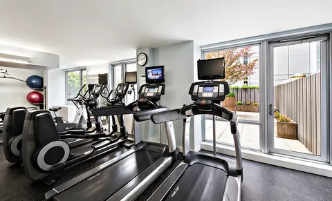 $1,295,000 | 464 West 44th Street, Unit PHA | Hell's Kitchen