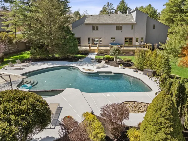 $1,795,000 | 5 Meadow Drive, Warren, NJ 07059