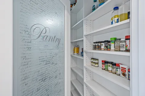 $1,565,000 | 2712 West Sunnyside Avenue, Chicago, IL 60618