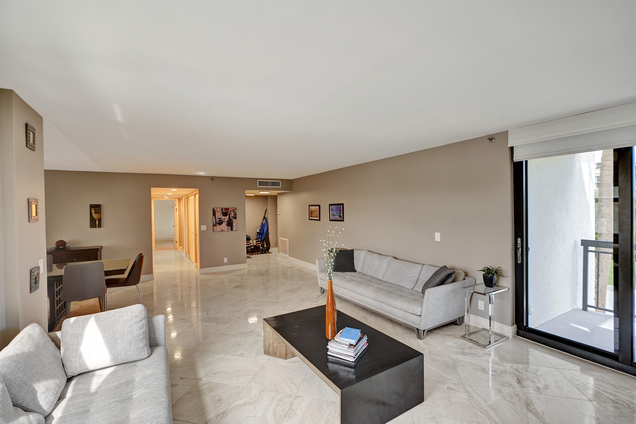 2001 North Ocean Boulevard, Unit 305 Boca Raton, FL 33431 - Photo 8 of 42