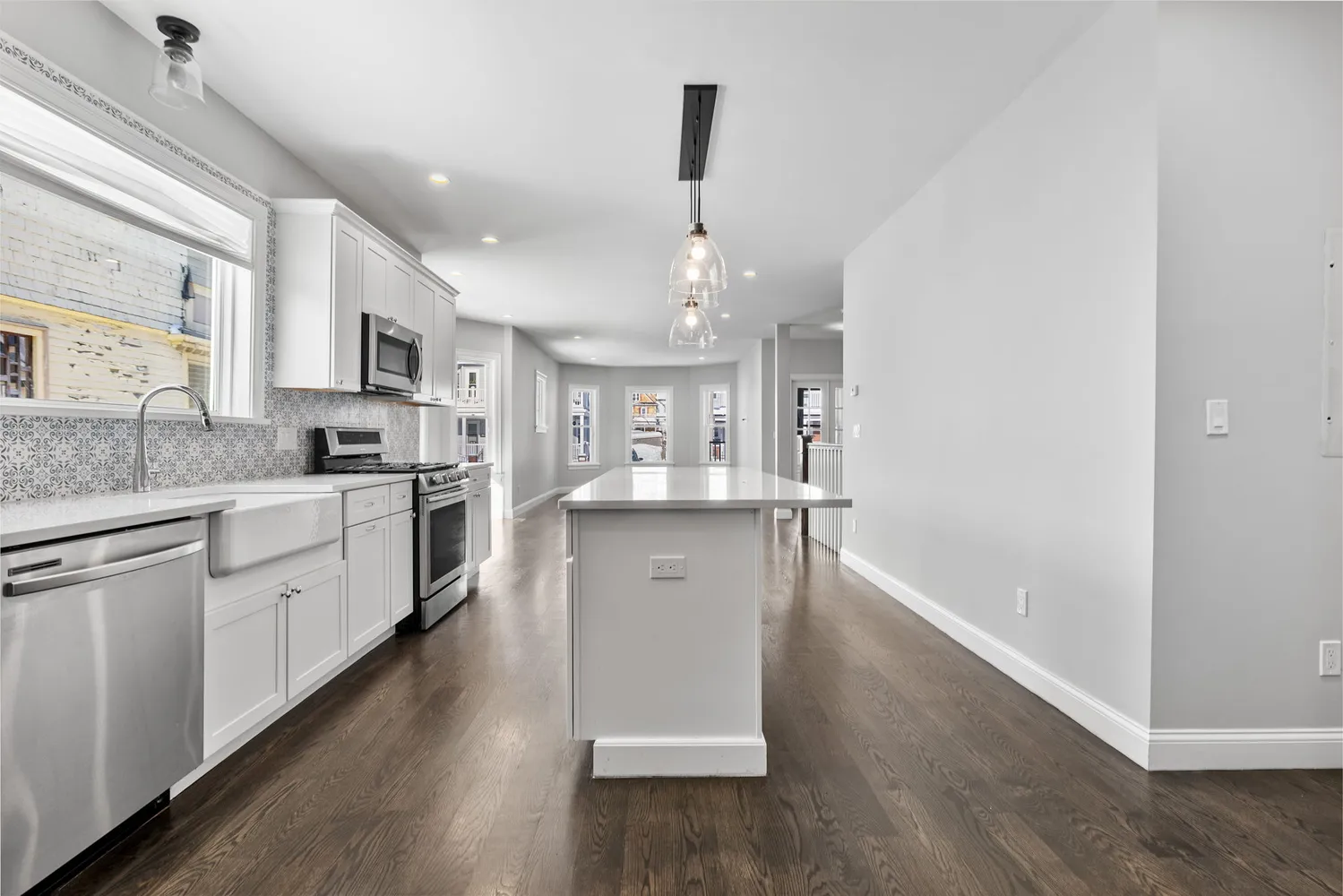 $4,000 | 83 Centre Street, Unit 1, Dorchester Center, MA 02124