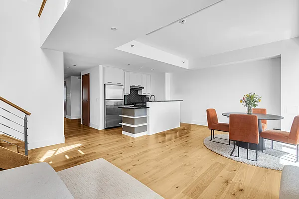 446 Kent Avenue, Unit PHC Brooklyn, NY 11249 - Photo 3 of 15