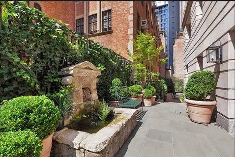 $5,995,000 | 530 Park Avenue, Unit 17A | Lenox Hill