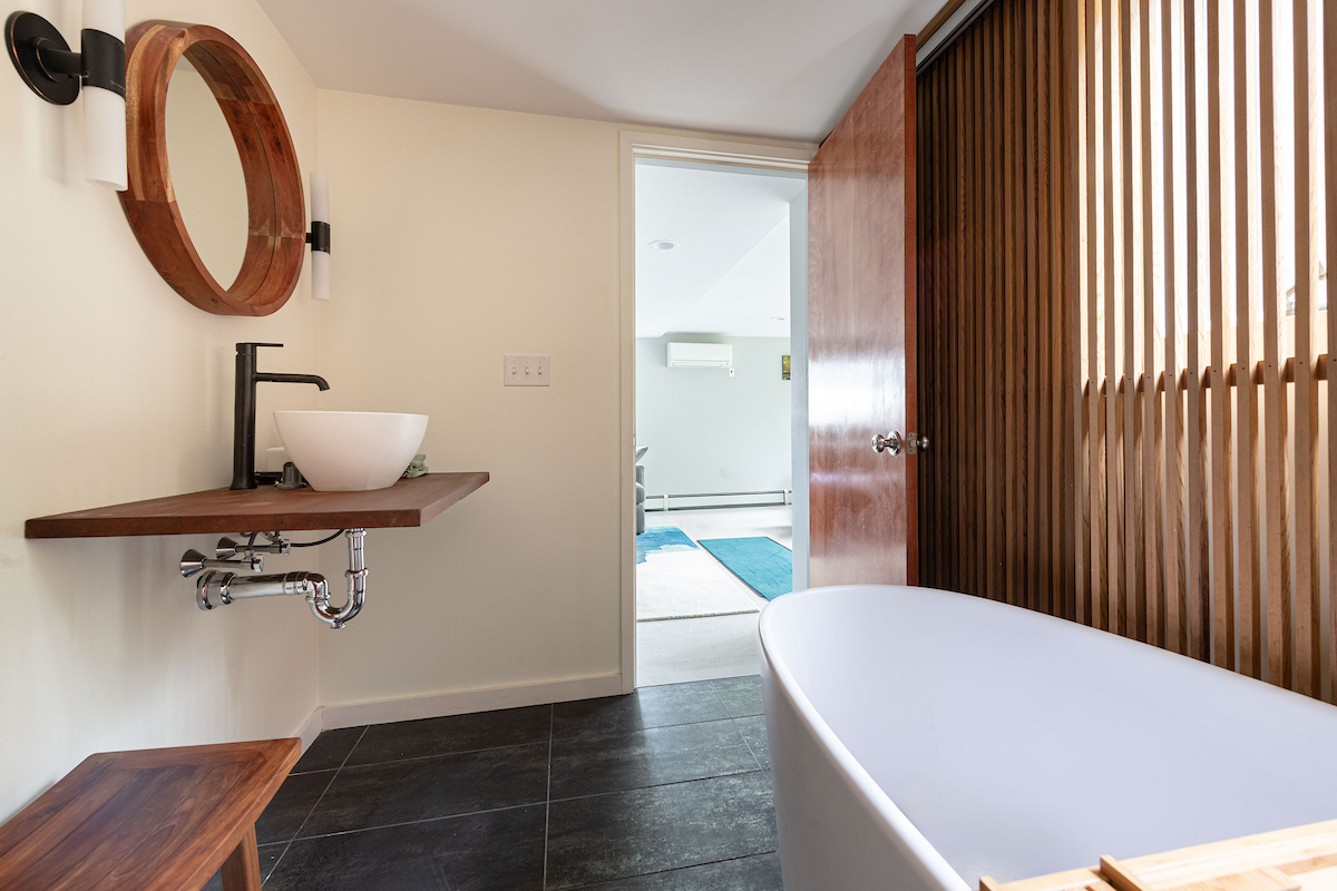 42 Peacock Farm Road Lexington, MA 02421 - Photo 22 of 26