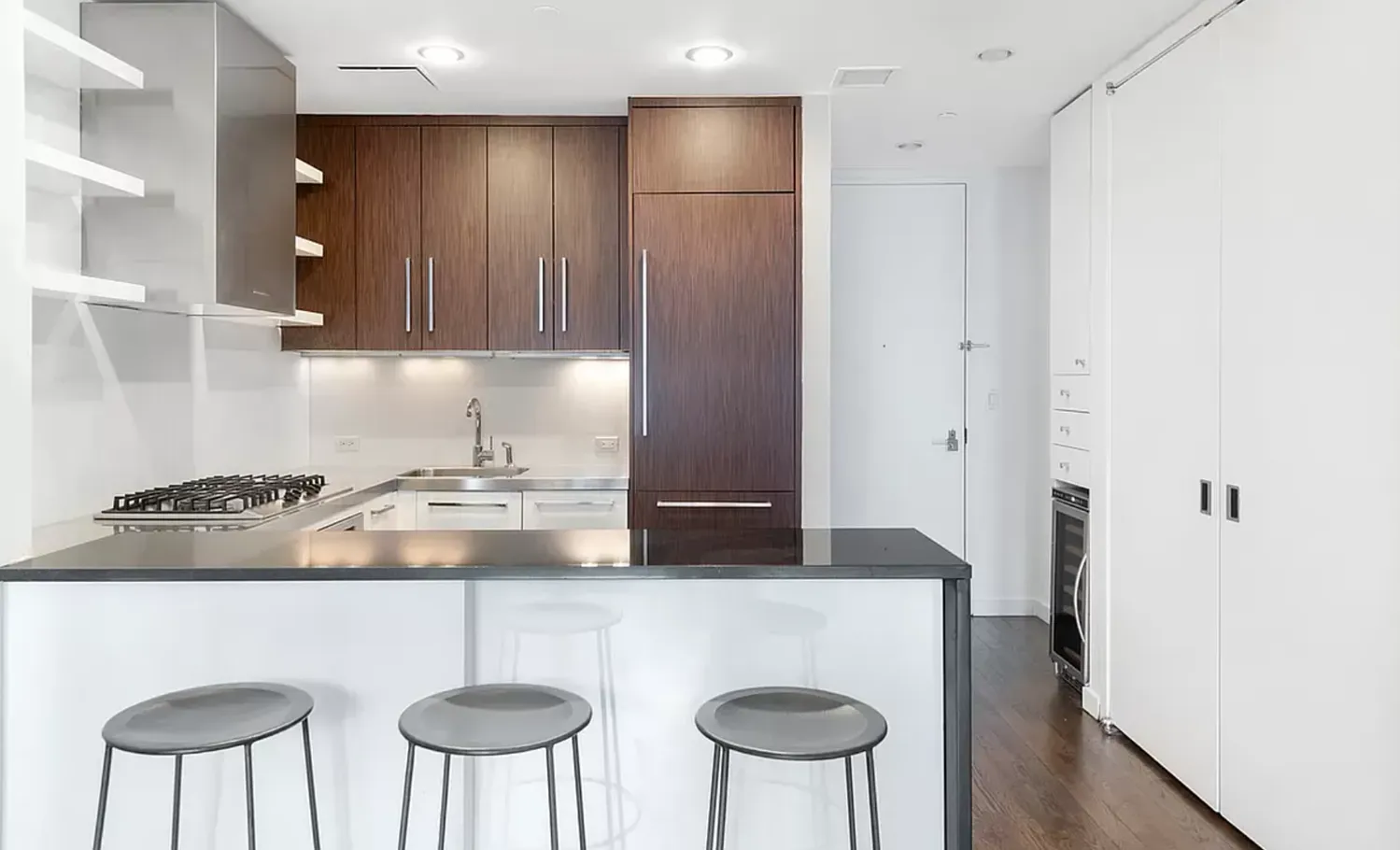 $6,800 | 133 West 22nd Street, Unit 7H | Chelsea