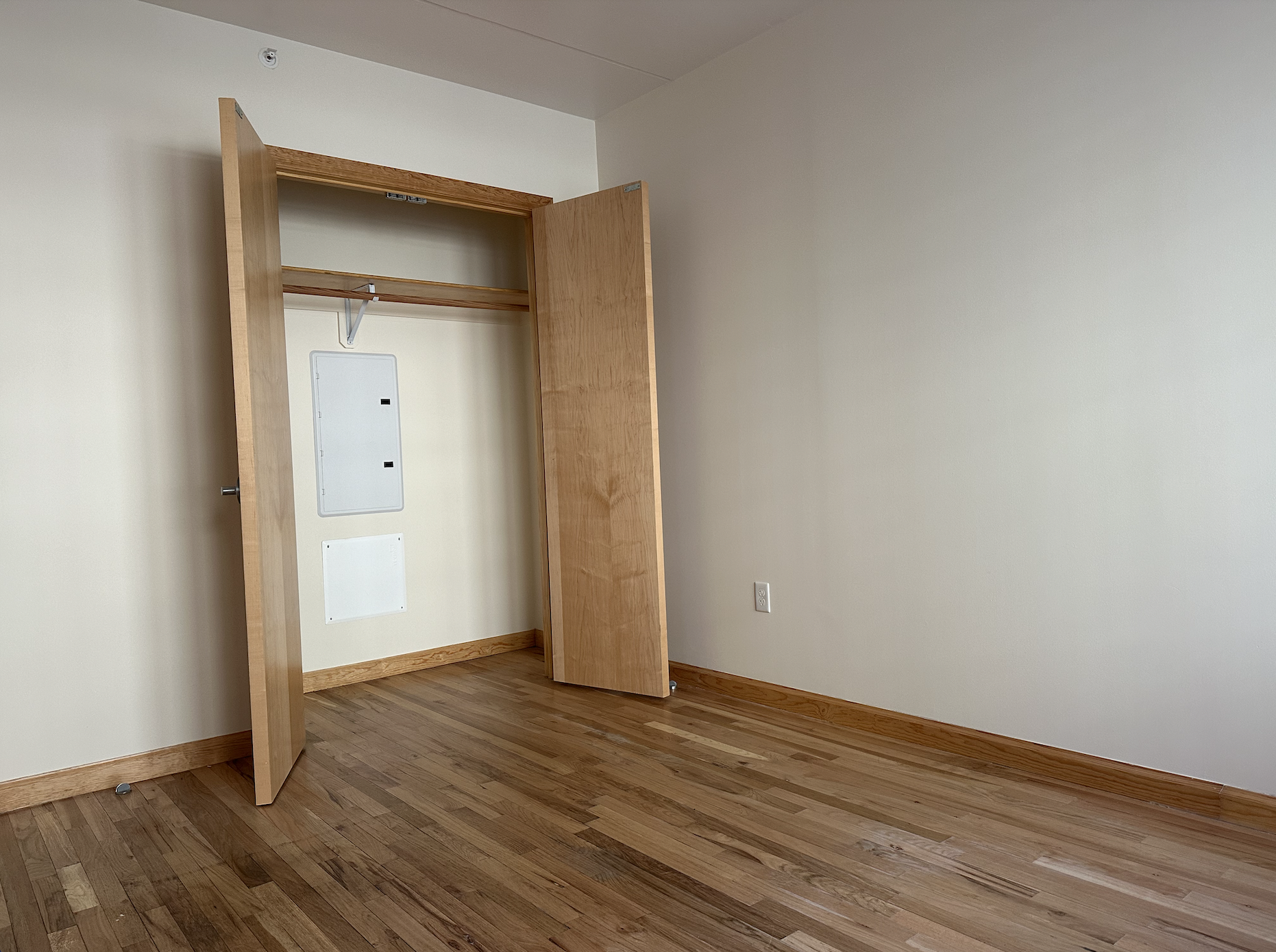 540 West 53rd Street, Unit 11E Manhattan, NY 10019 - Photo 9 of 16