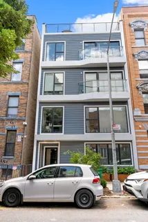 $899,000 | 17 Diamond Street, Unit 4A | Greenpoint