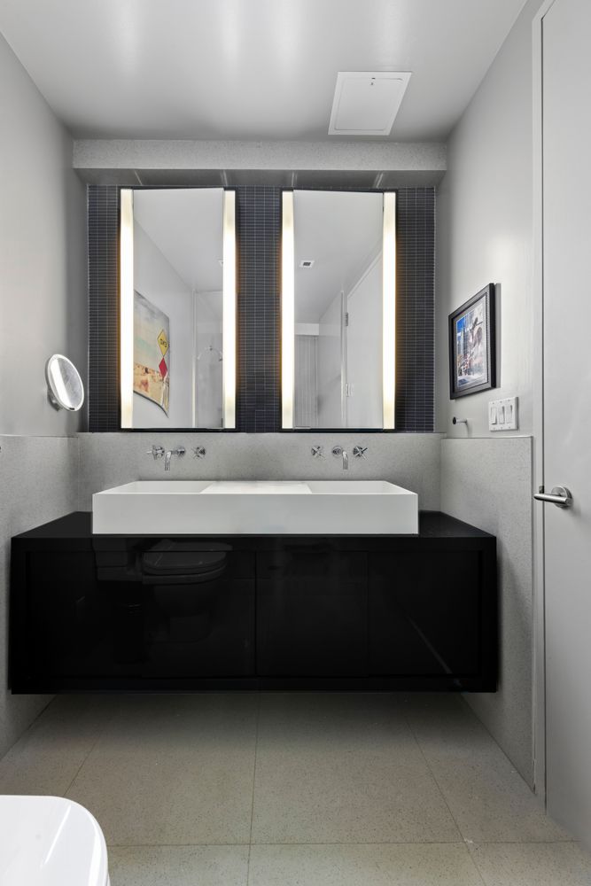 $1,949,500 | 300 East 23rd Street, Unit 18C | Gramercy