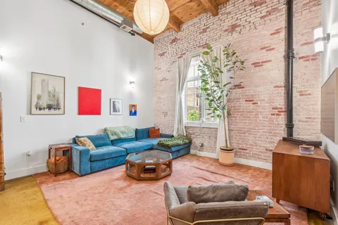 $419,000 | 314 Brown Street, Unit 207, Philadelphia, PA 19123