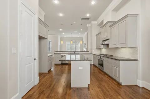 $615,000 | 2707 Cohn Trails Lane, Houston, TX 77007