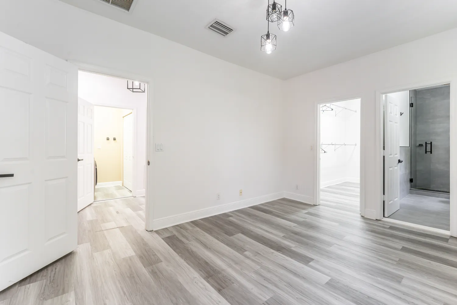 $2,950 | 422 Northeast 1st Avenue, Pompano Beach, FL 33060