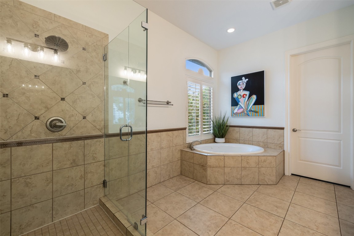 15713 Spillman Ranch Loop Austin, TX 78738 - Photo 17 of 46