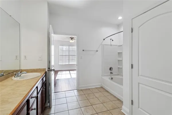 $165,000 | 43215 Creek Circle, Unit 502, Hammond, LA 70403