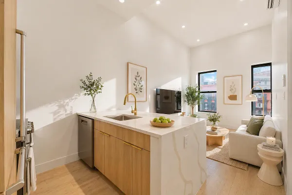 $8,250 | 234 Flatbush Avenue, Unit 3R | Park Slope