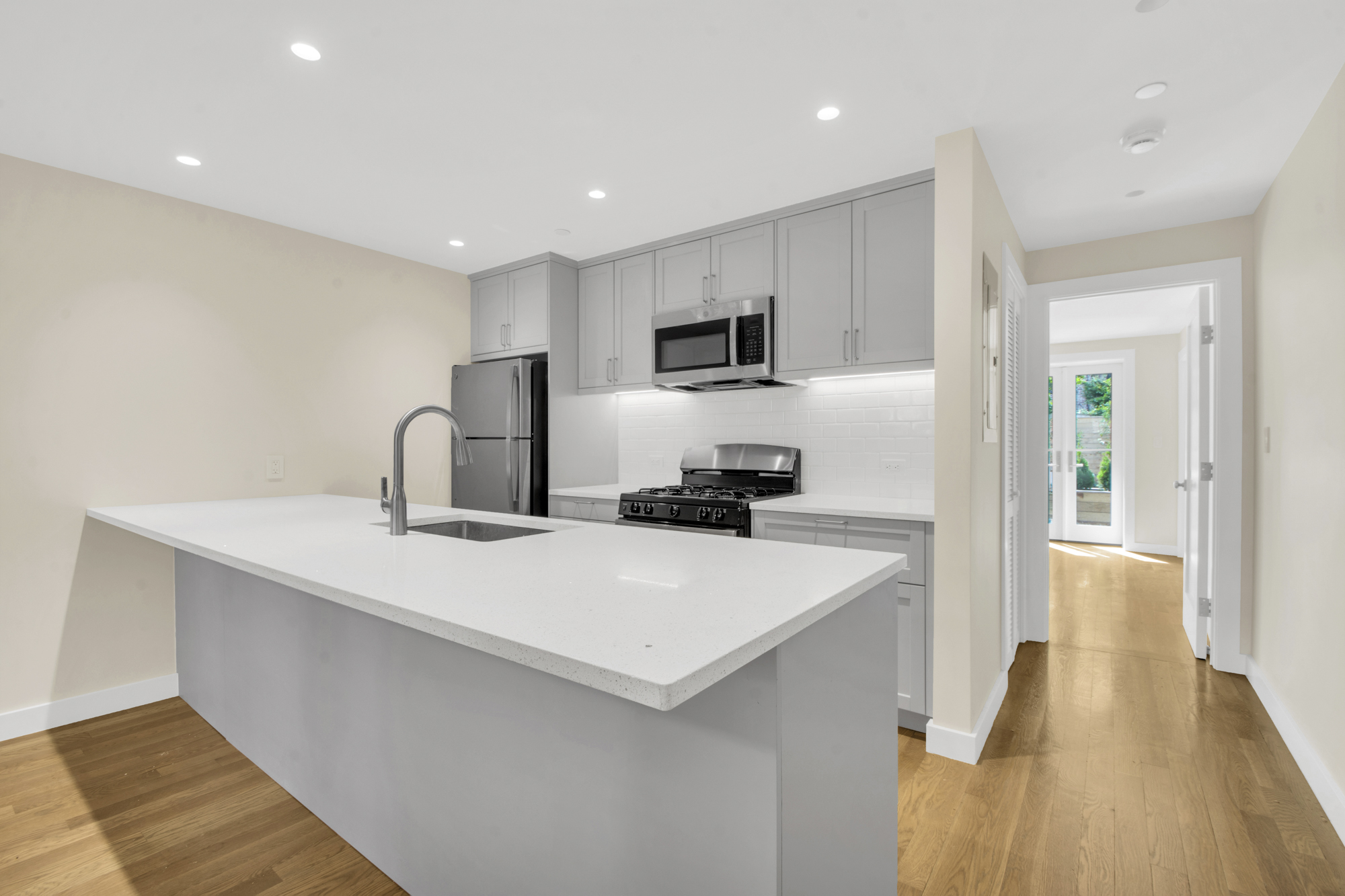 466 Henry Street, Unit 1 Brooklyn, NY 11231 - Photo 4 of 10