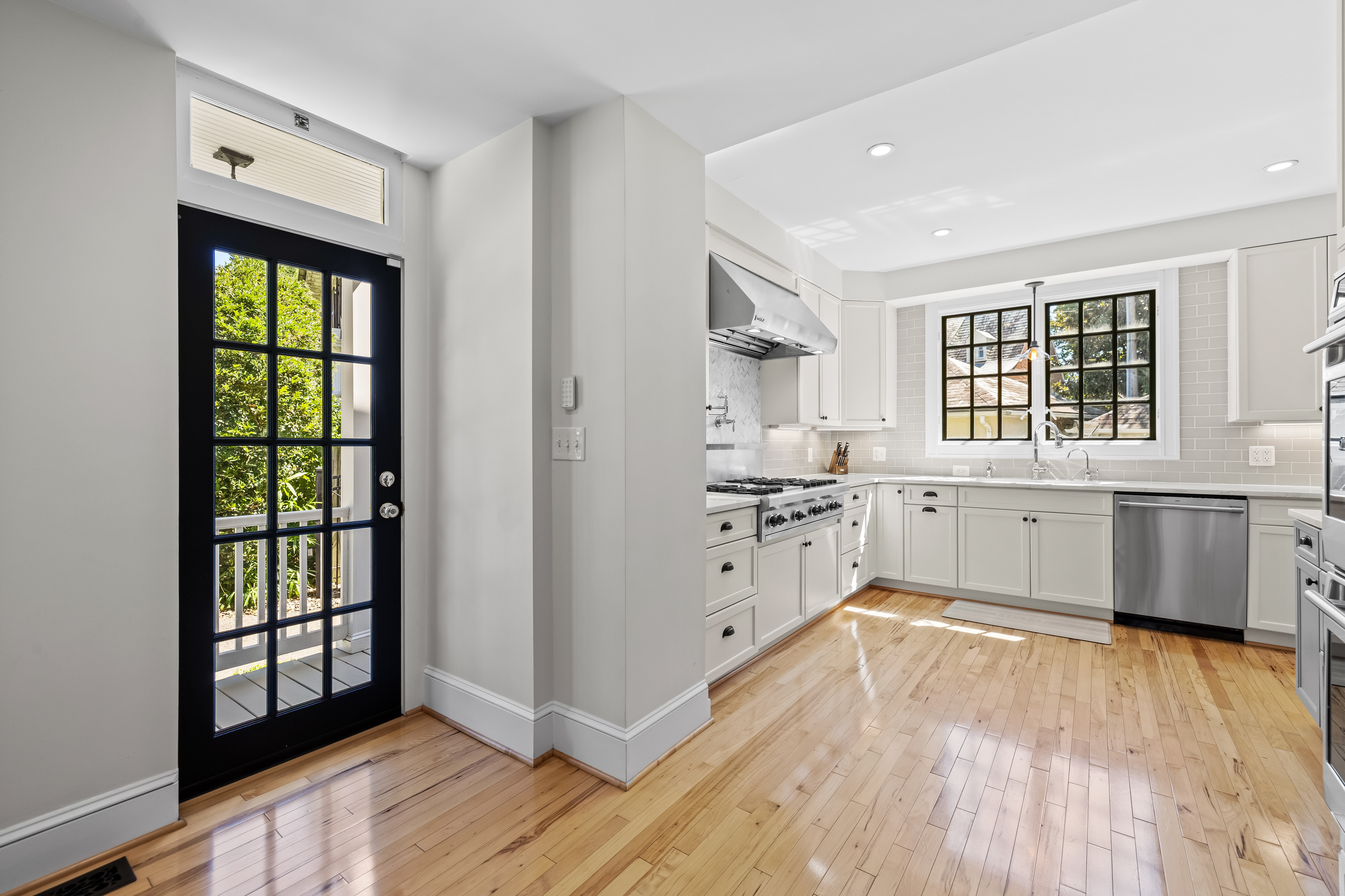 265 Stratford Road Baltimore, MD 21218 - Photo 18 of 71