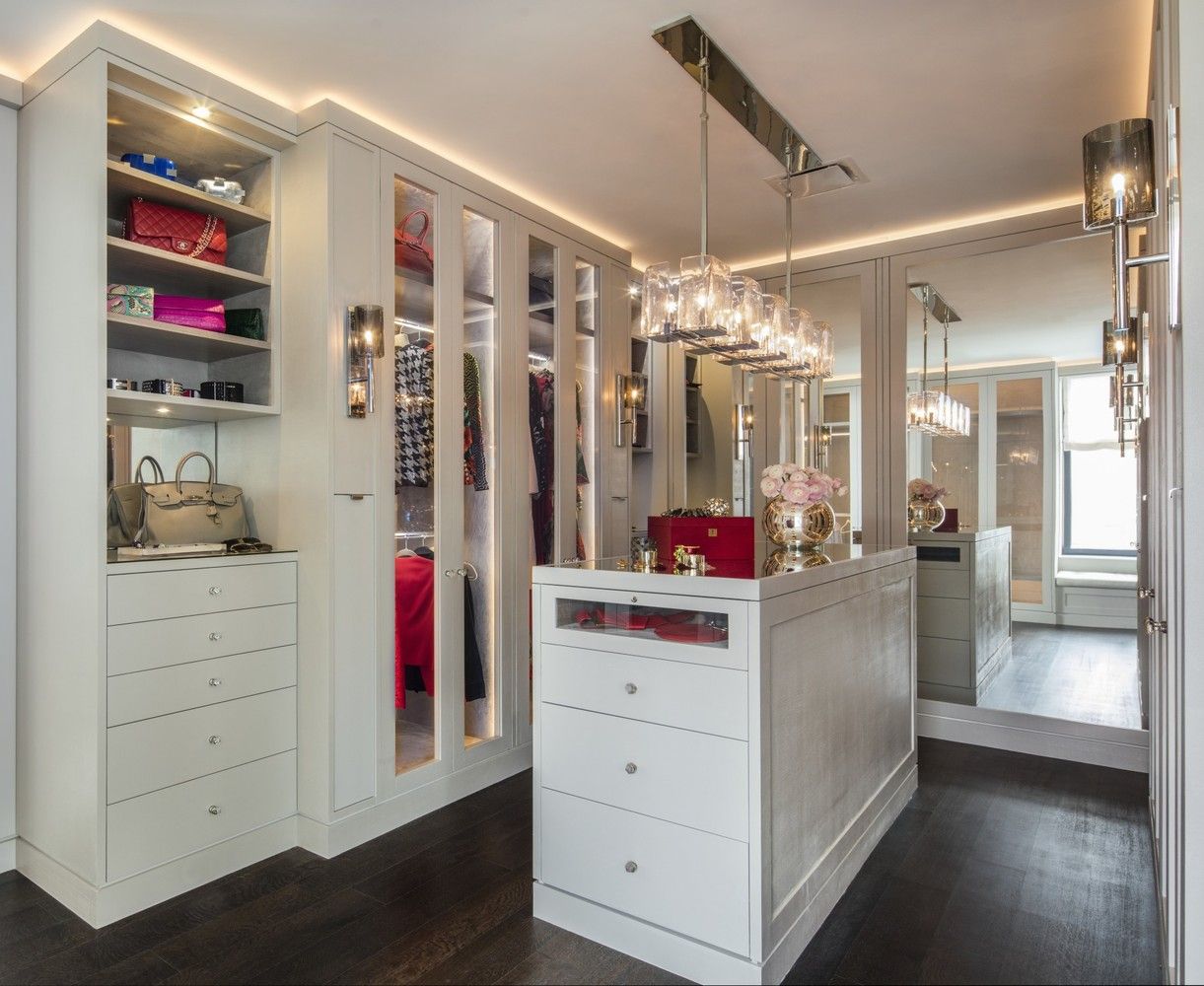 20 West 53rd Street, Unit 42A Manhattan, NY 10019 - Photo 16 of 31 a view of kitchen center island and stainless steel appliances
