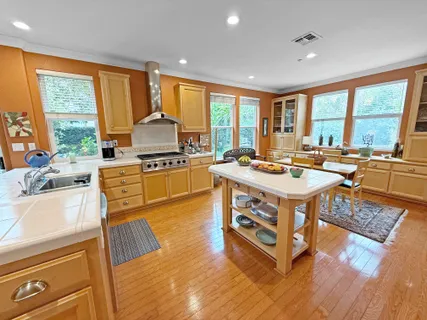 $1,650,000 | 38 Maybeck Street, Novato, CA 94949