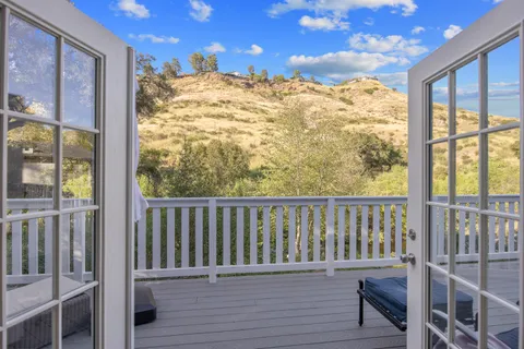 Contact Agent | 141 Sherwood Drive, Westlake Village, CA 91361