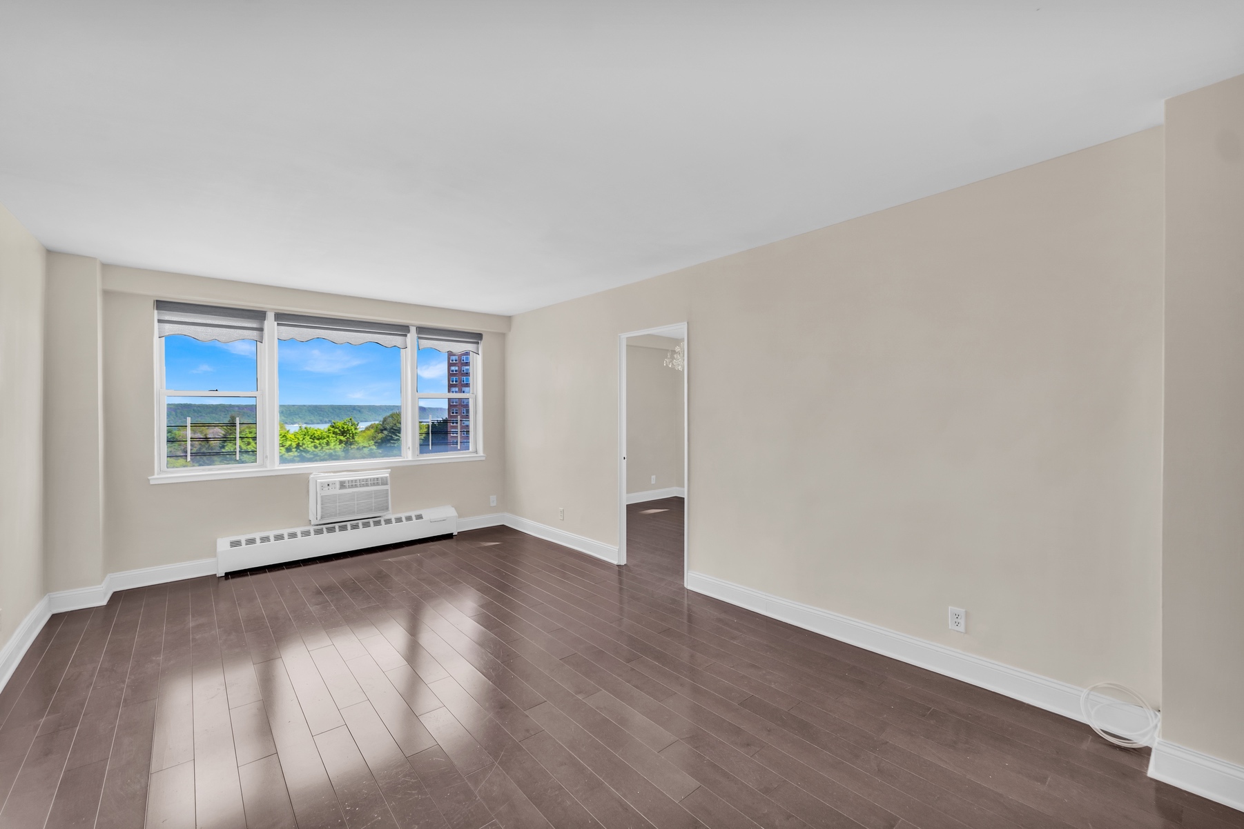 5700 Arlington Avenue, Unit 9X Bronx, NY 10471 - Photo 1 of 18