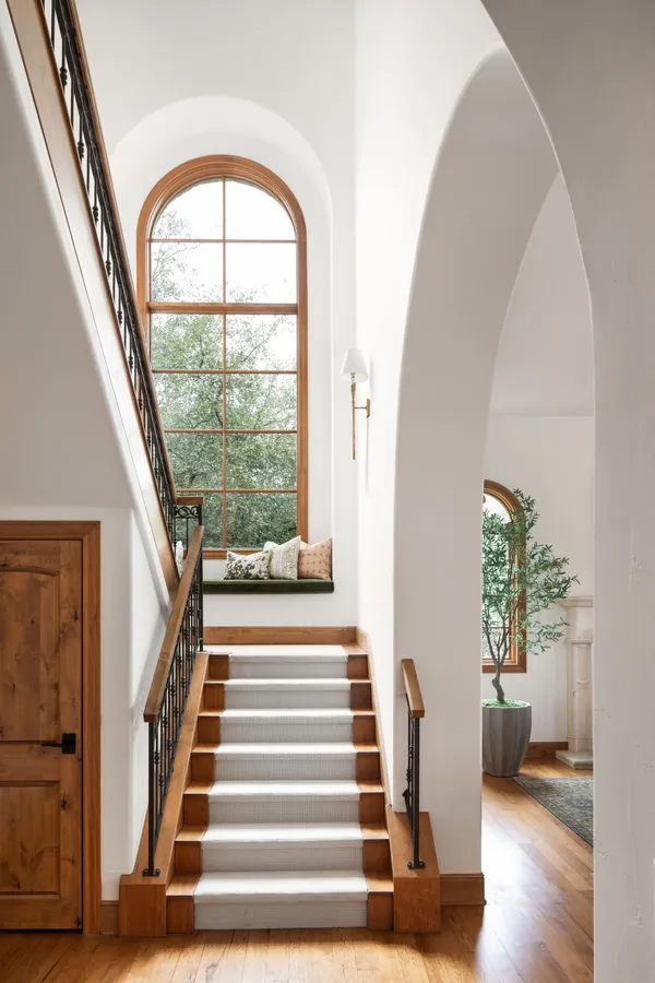 Contact Agent | 600 Logans Lane, Austin, TX 78746