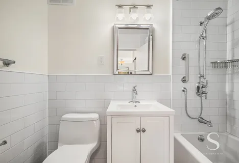 $550,000 | 301 East 62nd Street, Unit 5E | Lenox Hill