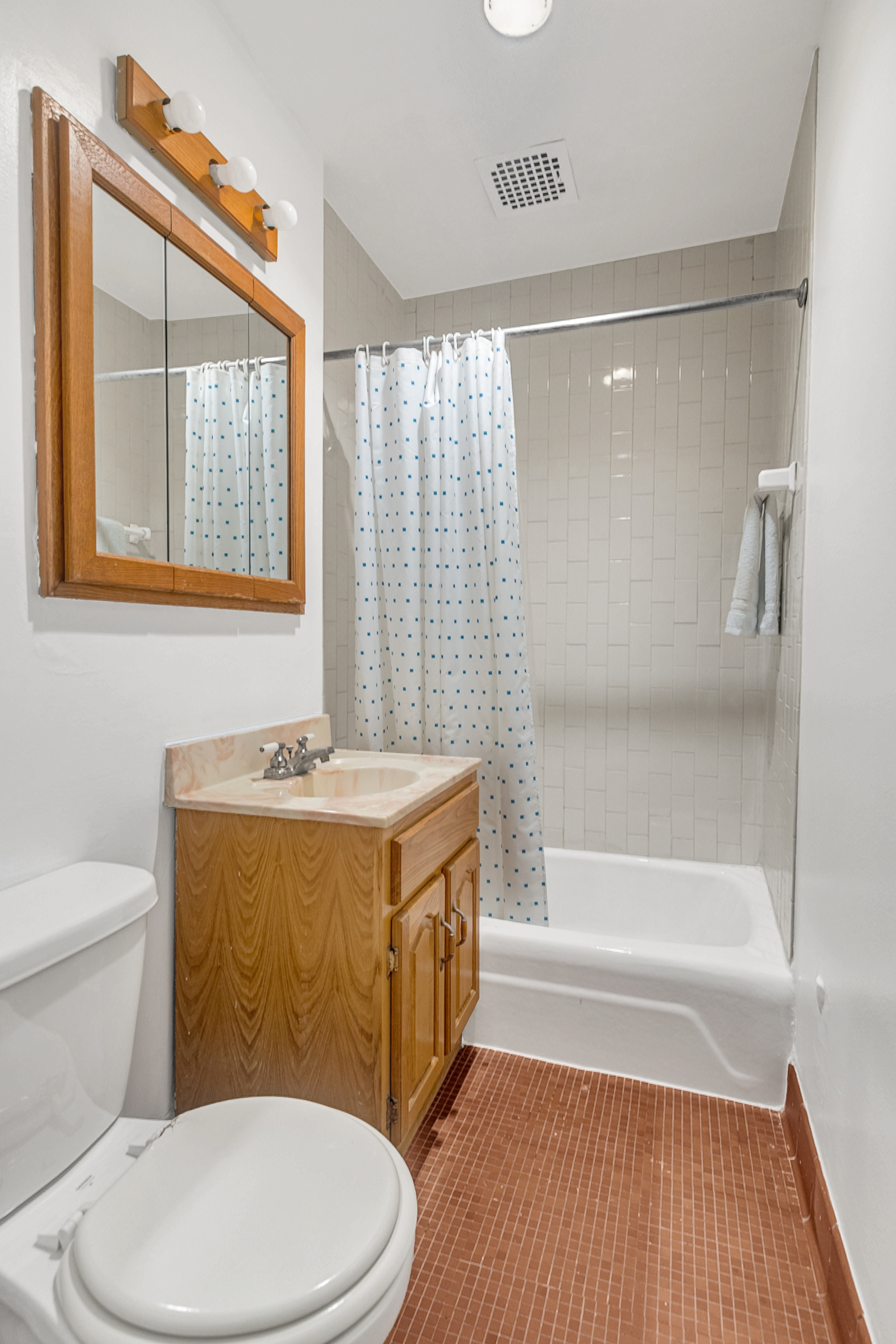214 Riverside Drive, Unit 303 Manhattan, NY 10025 - Photo 6 of 10 Gallery Image 6