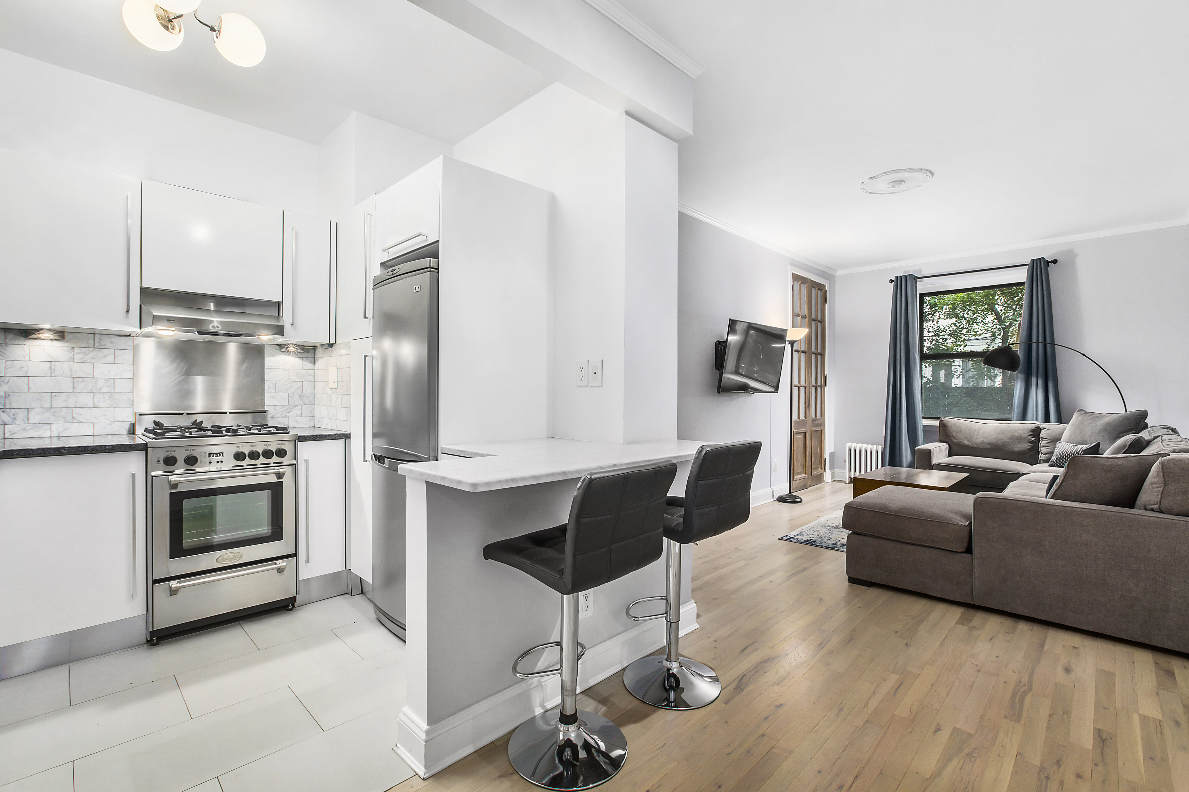 45 West 11th Street, Unit 1C Manhattan, NY 10011 - Photo 1 of 7