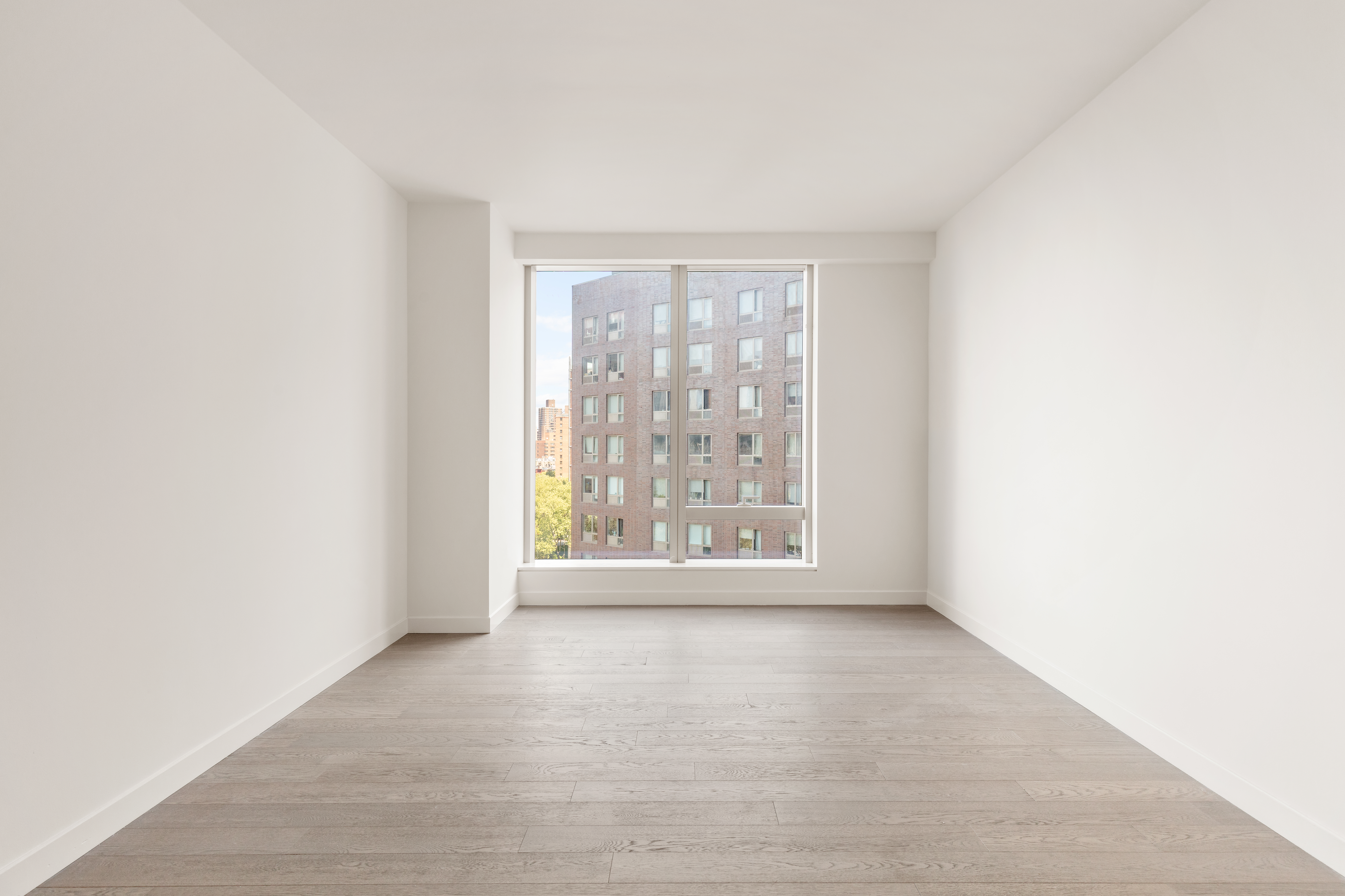 252 South Street, Unit 11J Manhattan, NY 10002 - Photo 2 of 6