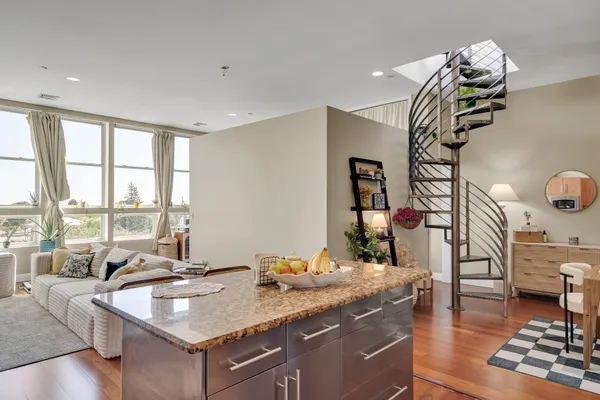 $575,000 | 10 Ocean Avenue, Unit 403, Revere, MA 02151