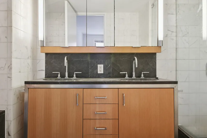 $4,850 | 100 West 58th Street, Unit 5E | Midtown Central