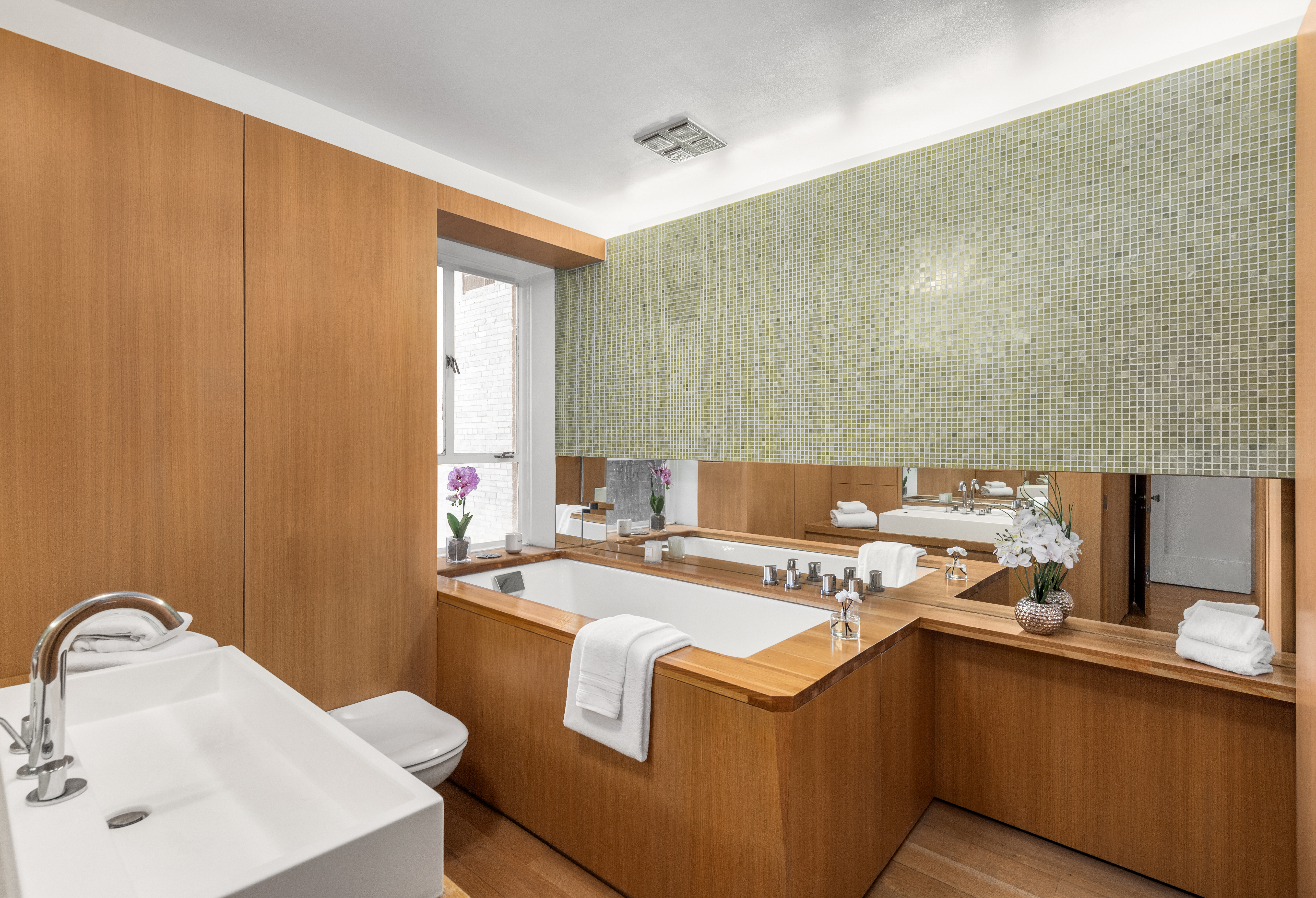 1 West 67th Street, Unit 506 Manhattan, NY 10023 - Photo 7 of 12