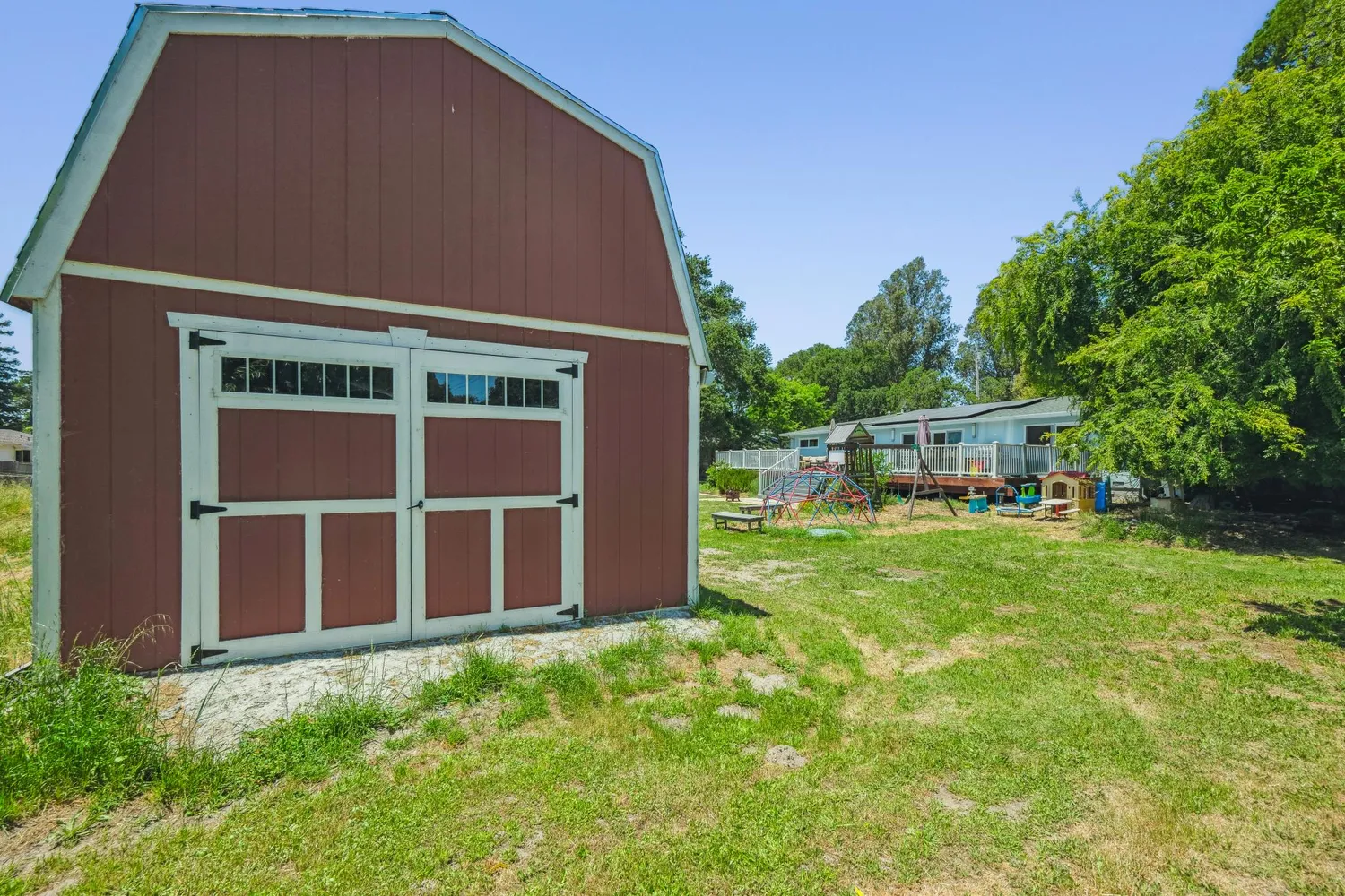$1,400,000 | 498 Lohrman Lane, Petaluma, CA 94952