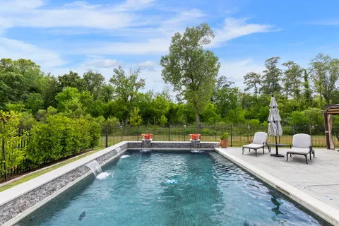 $975,000 | 16015 Fawn Vista, Houston, TX 77068