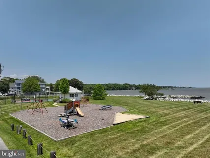 $349,000 | 1509 Calloway Drive, Shady Side, MD 20764