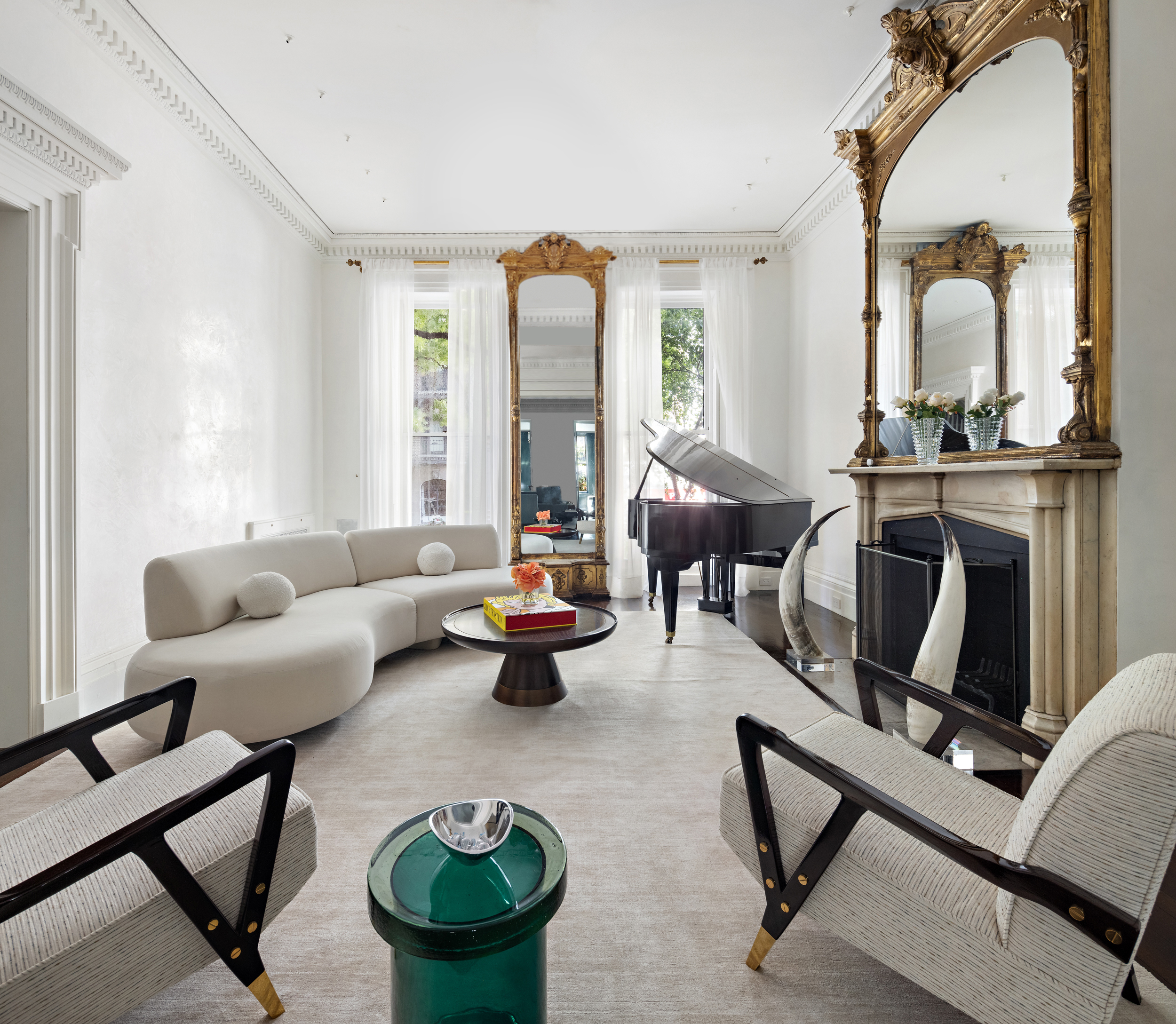 118 West 12th Street Manhattan, NY 10011 - Photo 2 of 30