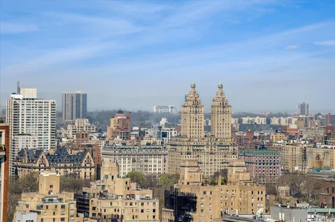 $2,250,000 | 304 East 65th Street, Unit PHB | Lenox Hill