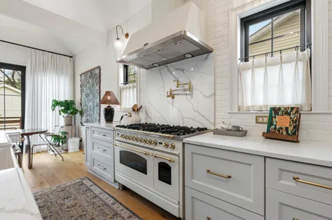 Contact Agent | 77 Donelson Street, Nashville, TN 37210