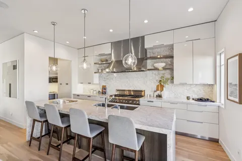 $2,895,000 | 2269 Francisco Street, San Francisco, CA 94123