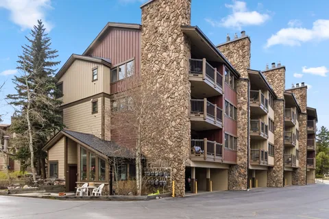 $1,275,000 | 325 Four O'clock Road, Unit C301, Breckenridge, CO 80424