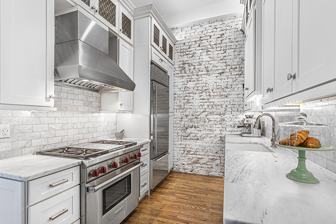 100 West 81st Street, Unit 1D Manhattan, NY 10024 - Photo 2 of 8