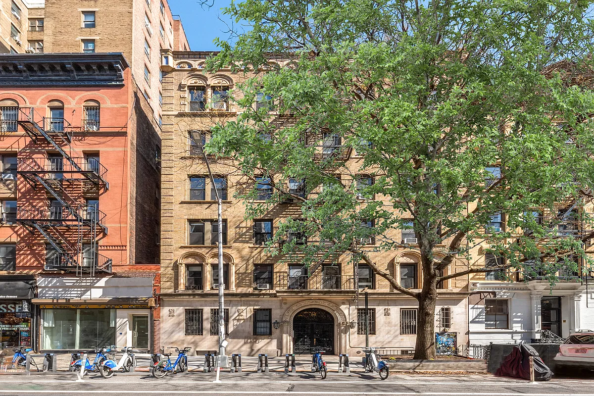 205 East 10th Street, Unit 4D Manhattan, NY 10003 - Photo 15 of 16