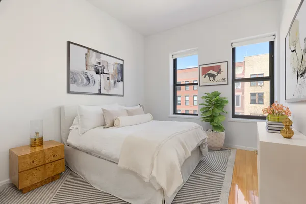 $1,625,000 | 118 Greenpoint Avenue, Unit 3D | Greenpoint