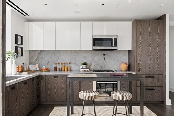 $4,250,000 | 45 East 22nd Street, Unit 32B | Flatiron